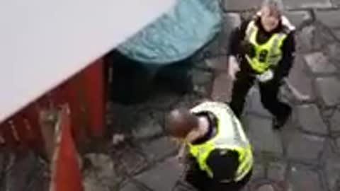 busted thief