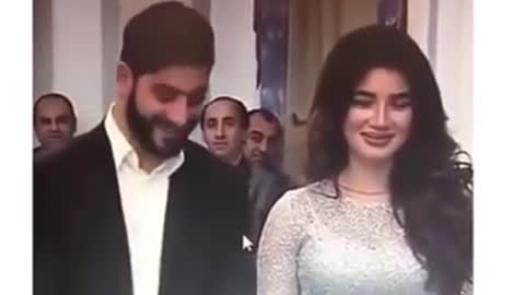 this is how you react after getting married with your crush