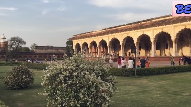 Beautiful Places in the World From Red Fort India.