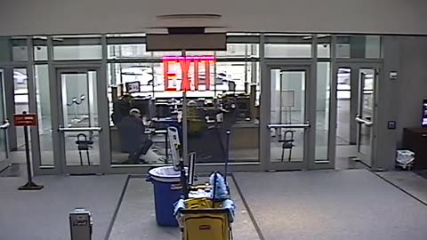 8487OHOB01Atrium_2021-01-06_13h40min01s200ms.mp4