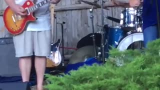 Amazing Uncle Chef At The Cookout Gets Up And Plays For The Family!