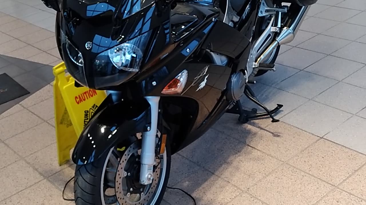 Dealership bike / Matt Ahn Talk Show