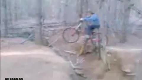 Bike Jump Fail (Failblog)