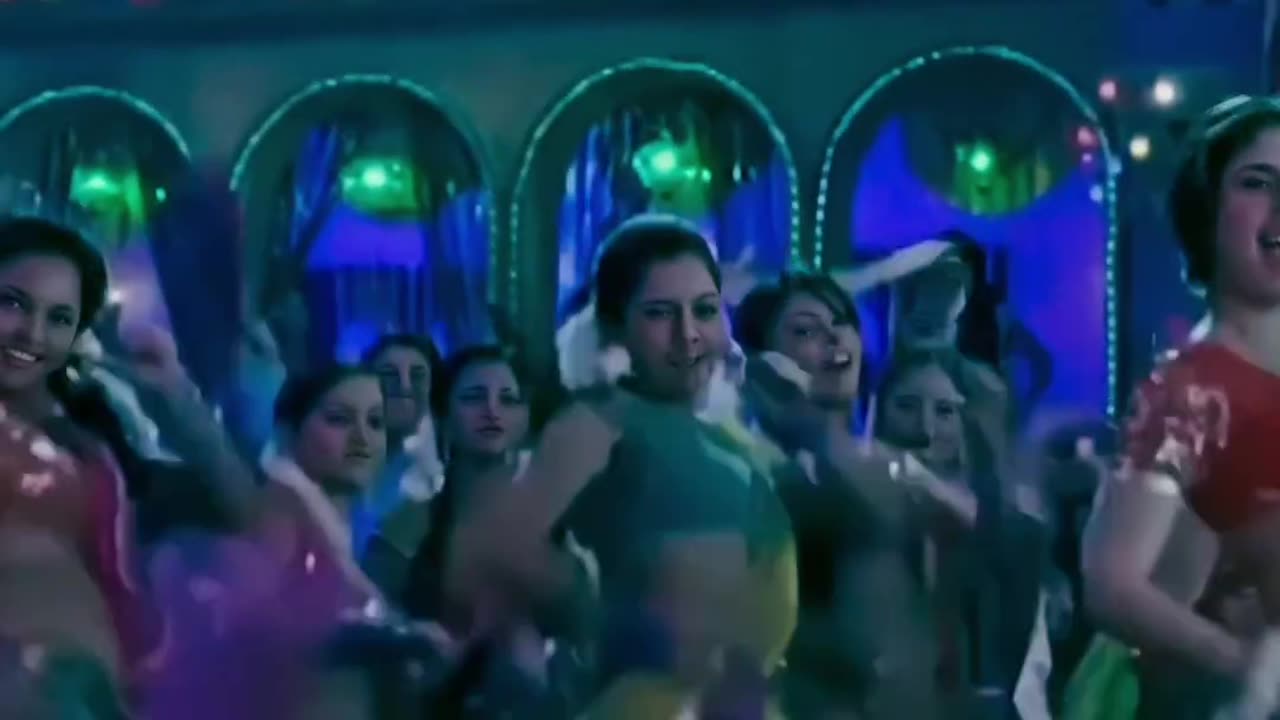 Karina Kapoor dance