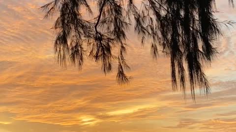 Simply Stunning Time Lapse Video Of A Beach Sunset