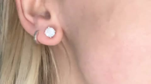 Amazon Essentials Plated Sterling Silver Cubic Zirconia Stud Earrings (Round & Princess)