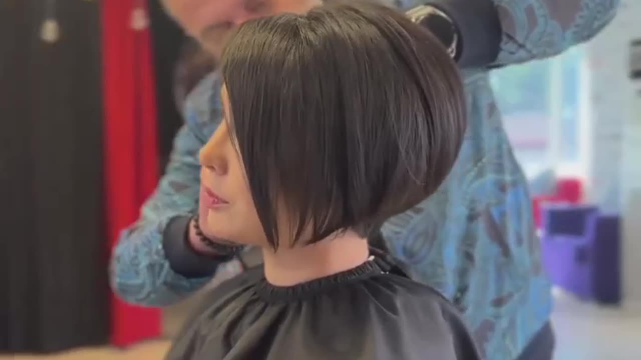 Short Bob Transformations 15