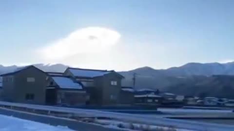 THIS IS NOT FROM GOD NOR IS FROM ALIEN BEINGS DO NOT BE AFRAID OR BELIEVE