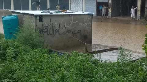 Rain at Oghi Bazar