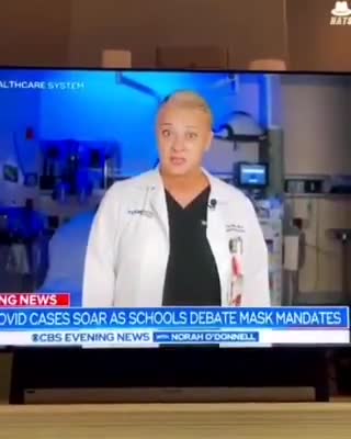 רופאה בחדשות בארהב שקוראת מתסריט שילדים נעשים חולים לא יכולה שלא להתפוצץ מצחוק