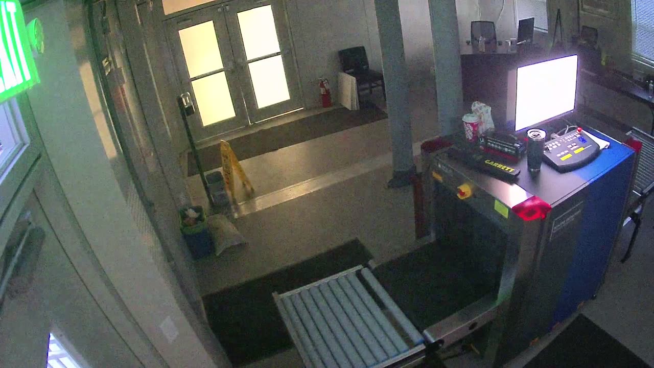 0971USCG00SouthTrailer_2021-01-06_17h00min01s907ms.mp4