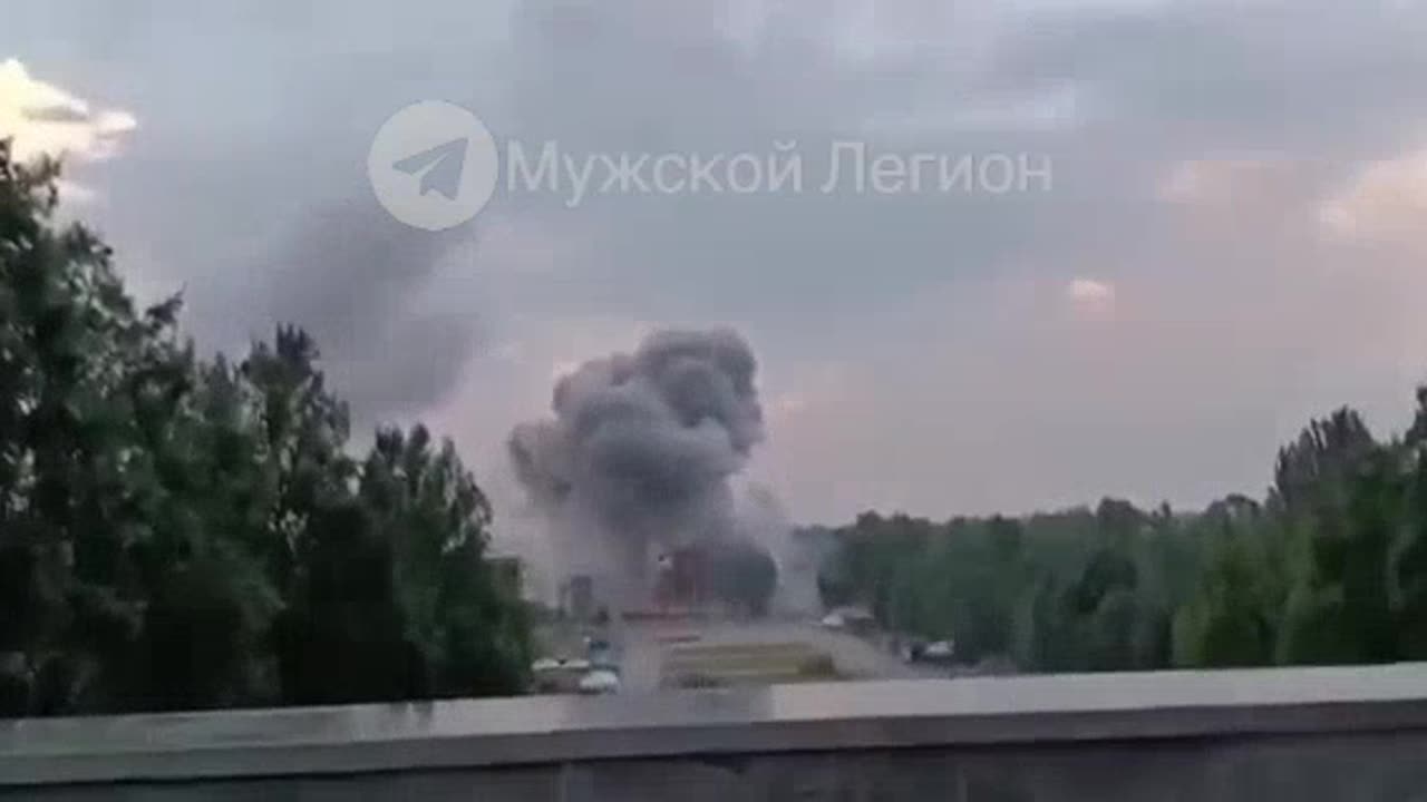 The moment of strike of a rocket at the location of mercenaries in Zaporozhye
