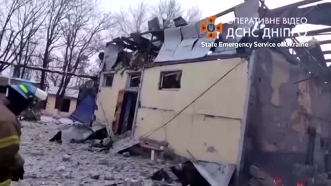 Ukraine footage shows explosion aftermath in Dnipro