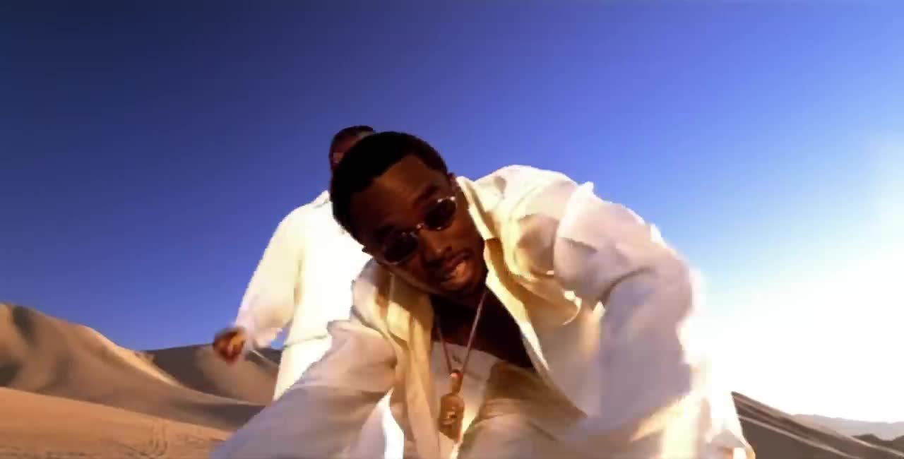 Puff Daddy [feat. Mase & The Notorious B.I.G.] - Been Around The World