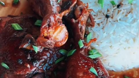 Garlic Soya sauce Chicken with white rice delicious recipe