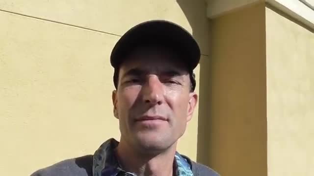 335. Alex Jones Back-Pedals on Trump Attack on Syria