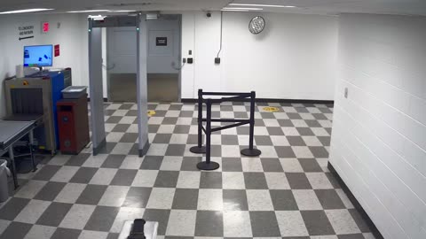 6134RHOBG3G308CLobby8Entrance_2021-01-06_21h20min01s907ms.mp4