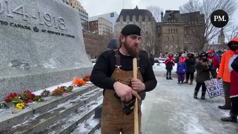 Veteran slams Trudeau over War Memorial barricade