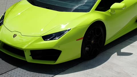 Lamborghini Aventador Green