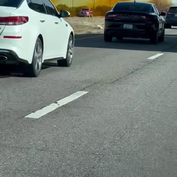 The toxic chemical that is currently leaking is nitric acid gas which is extremely toxic