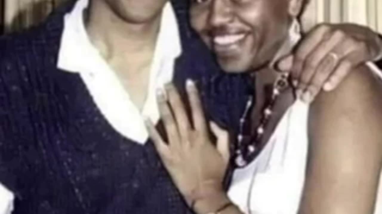 “Everyone Knows That” Joan Rivers on Big Mike before her weird death