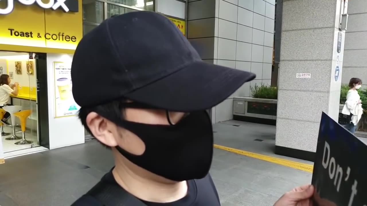 20200527_V3_S05(RB1Y9t8xmEg)촛불집회에 참여했던 대학생까지 이젠 4.15총선 부정선거에 경악을