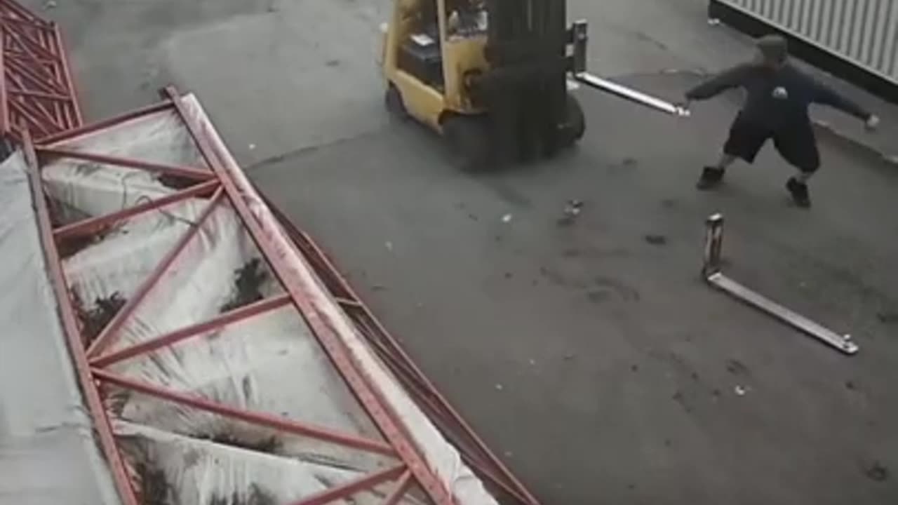 THE END MUST WATCH😂😂🤣🤣😜😜#FUNNY#BEST