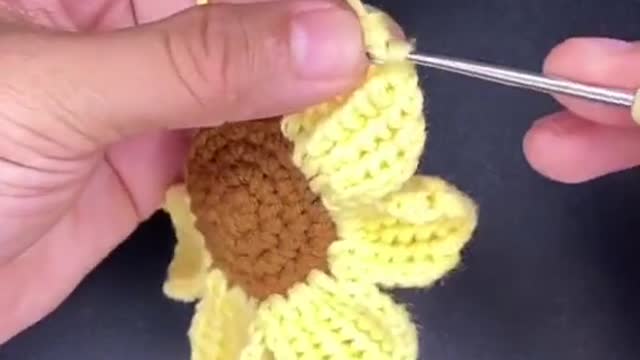 A funny crochet sunflower