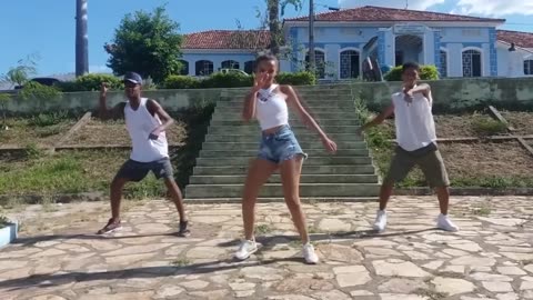 AMIGA DAS TRETAS - LINCOLN E DUAS MEDIDAS _ DANCE STAR ( COREOGRAFIA )