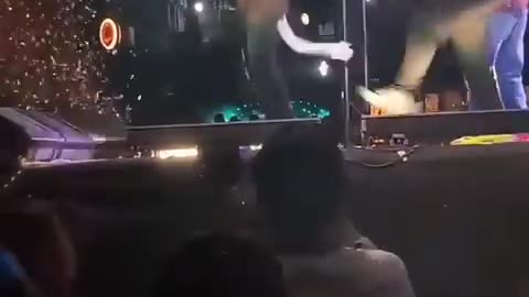 Honey_Singh_Funny_Dance_Live_Stage_Show_In_Xavier_University_Bhubaneswar_2023-_#honeysingh