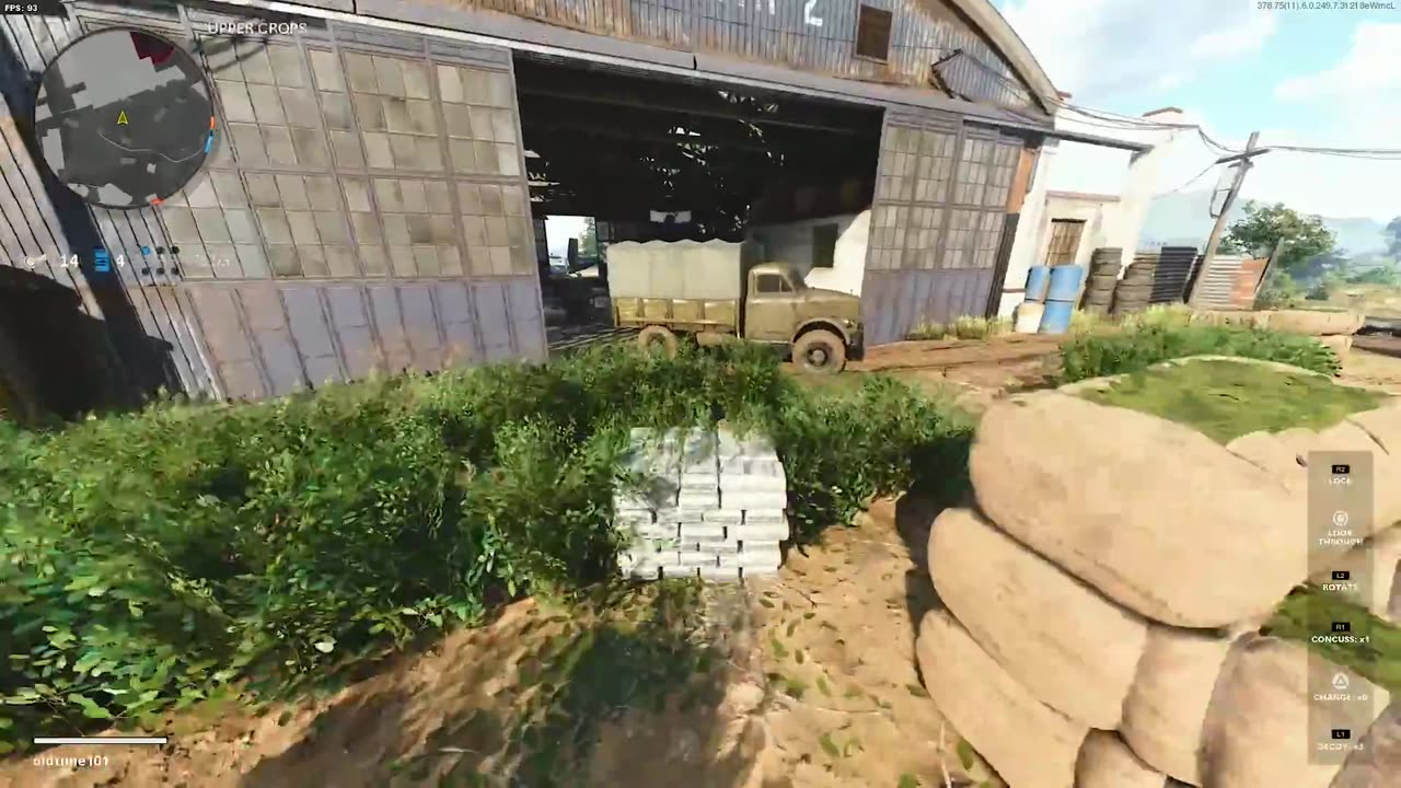 WHAT IS EVEN HAPPENING?! (PROP HUNT)