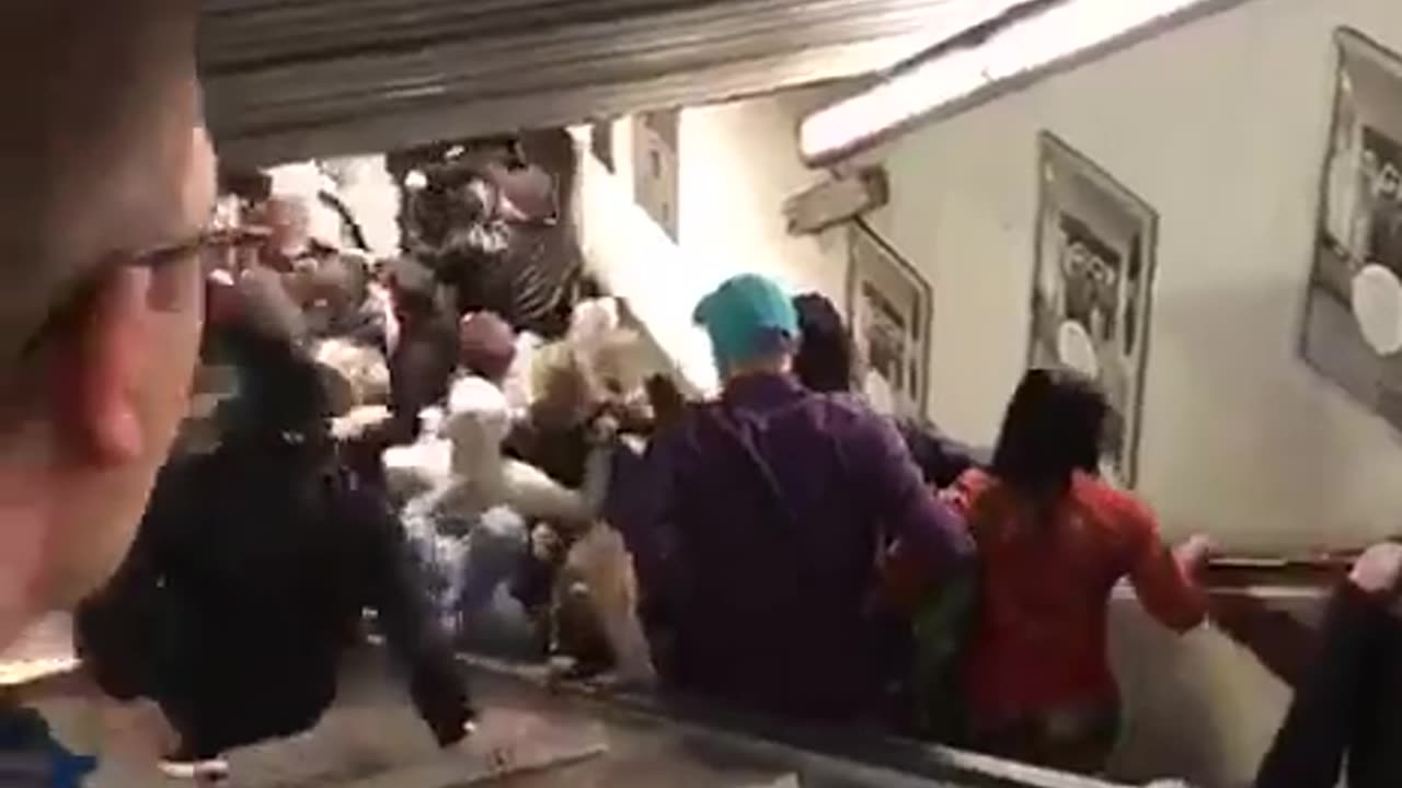 Escalator Chaos: Crowd Descends