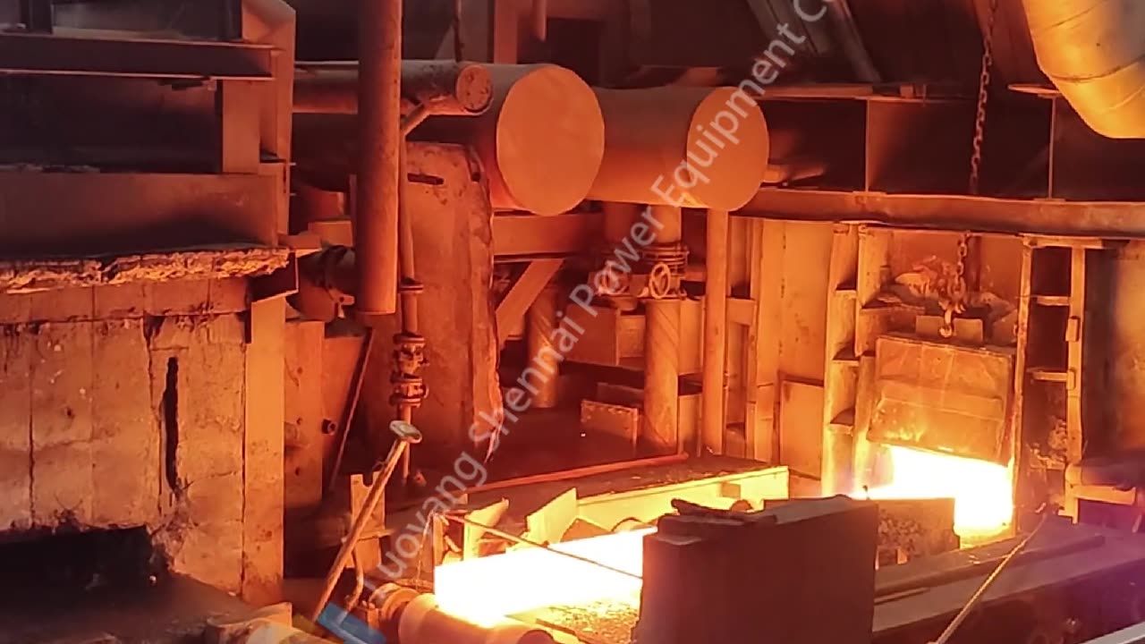 Medium frequency smelting furnace is mainly used for smelting and refining various scrap metals
