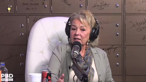 Rosanne Barr Lays It Out Cold: Dr. Jan Halper Hayes - Constitutional Republic vs. US Corporation 