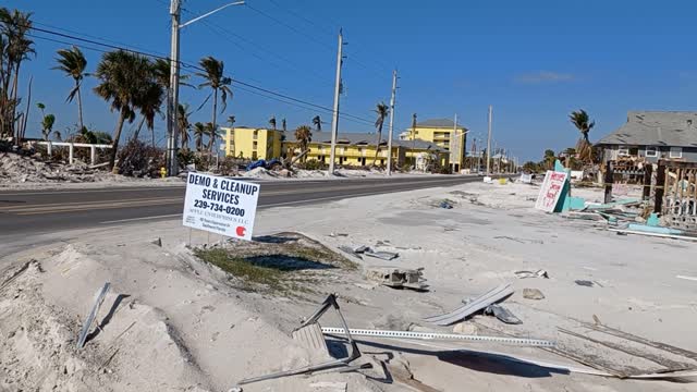 Fort Myers Beach, FL, Beach Bicycling Exploring 2022-12-18 part 3 of 3