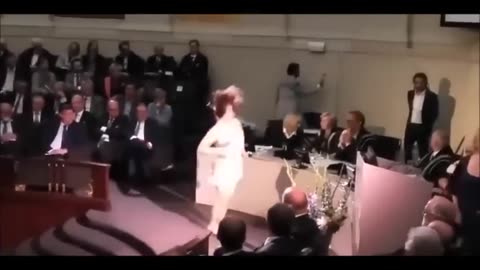 Réunion du CERN - Gardez votre calme les amis, tout est normal...