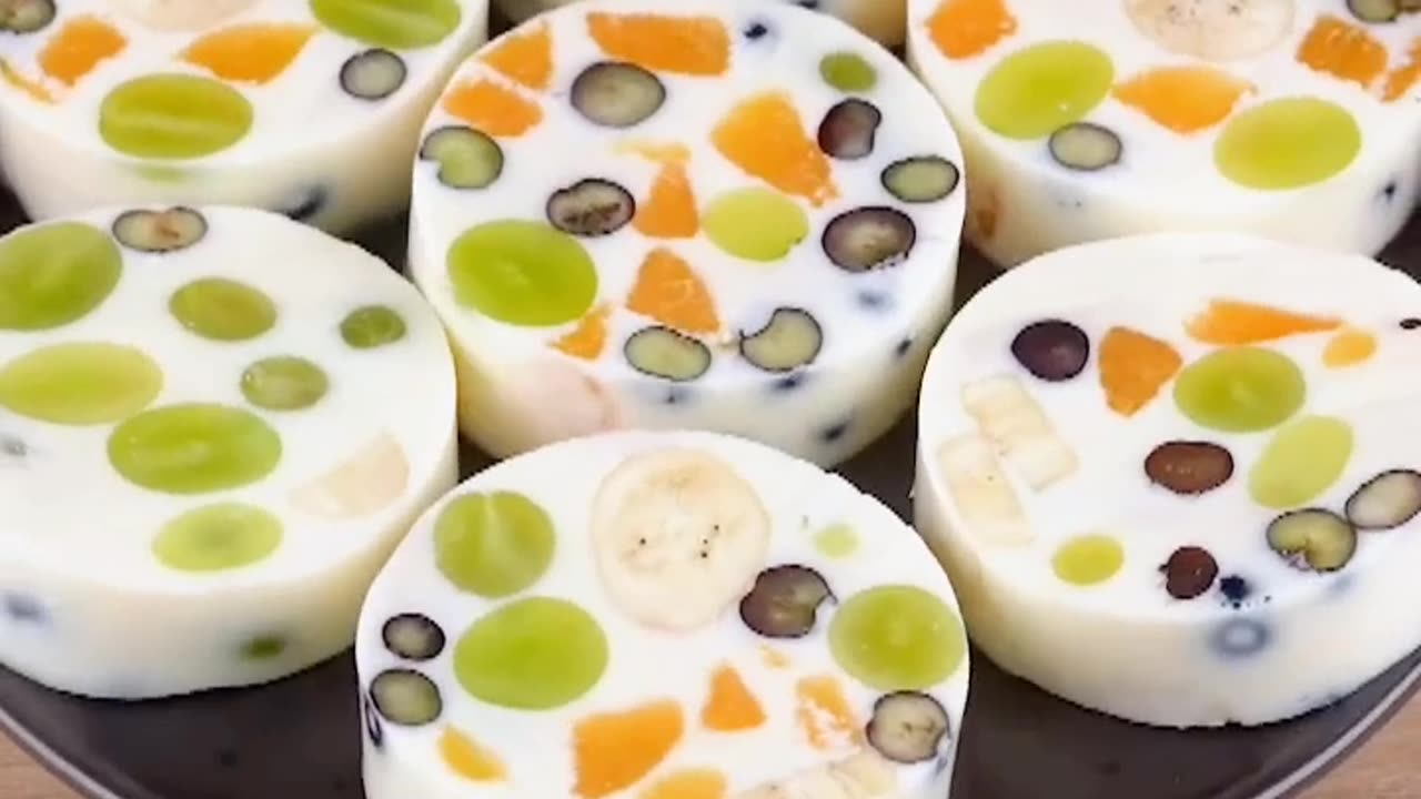 10 Minutes Milk Fruits Dessert | Healthy And Delicious 😋