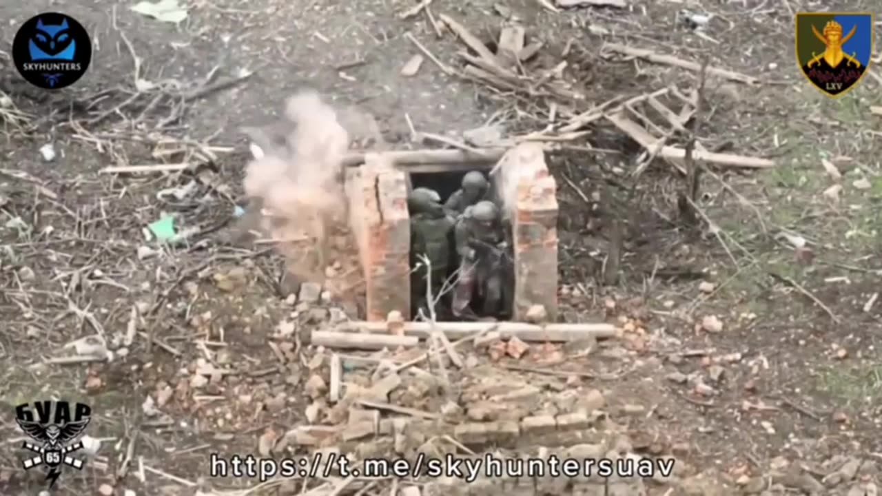 5 Russian soldiers in Zaporozhia try to fight their way out of their dugout but are captured