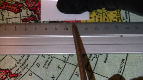 Measuring distances on a Gleason's map