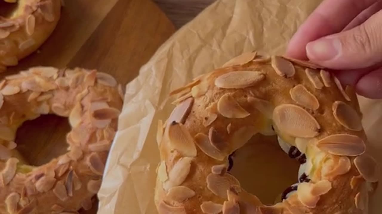 How to Make Paris Brest - The French Pastry with a Creamy Twist!🥐✨ #Dessert #ParisBrest