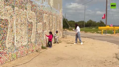 Artist Turns Gaza Border Wall Into Message Of Peace