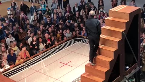 Yoann Bourgeois Captivates Audience with Powerful Performance About Life ( Original Video )