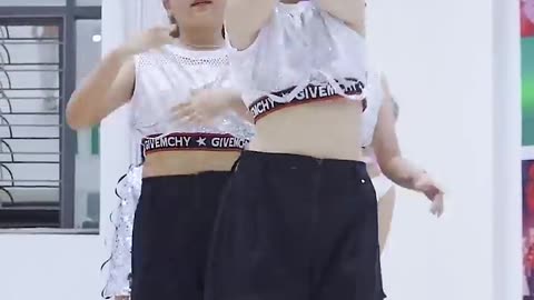 Battle Trend Dance TikTok