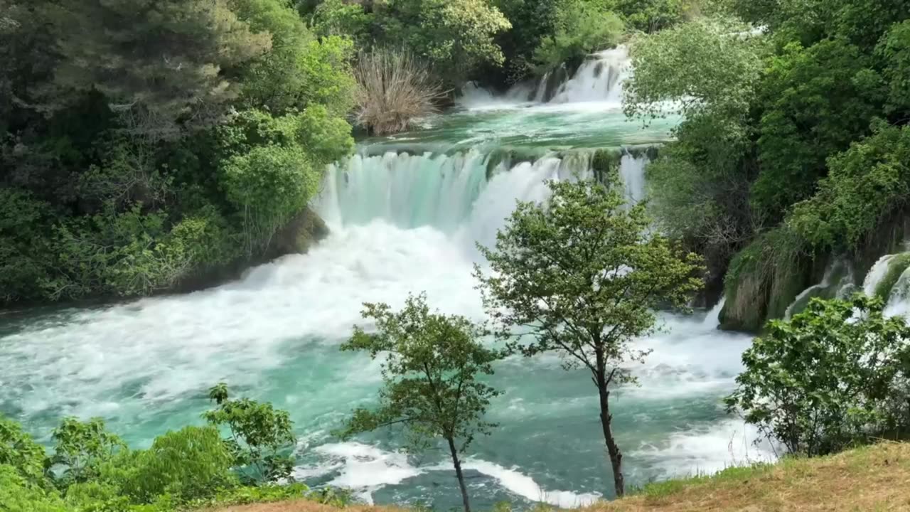 🌊Riding the Wave of Relaxation: Healing Music and Peaceful Sounds #RelaxingWaterSounds #HealingMusic