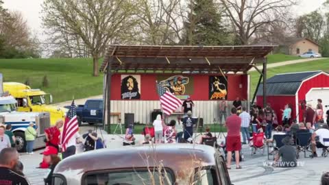 The People's Convoy - Nebraska to Des Moines, Iowa, Farm Boy Garage Rally and Highlights