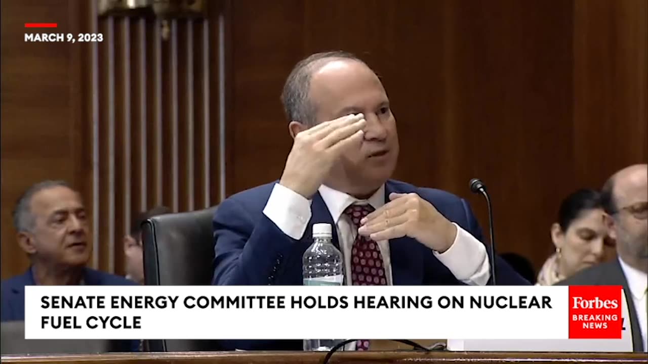 Joe Manchin Leads Senate Energy Committee Hearing On The Nuclear Fuel Cycle