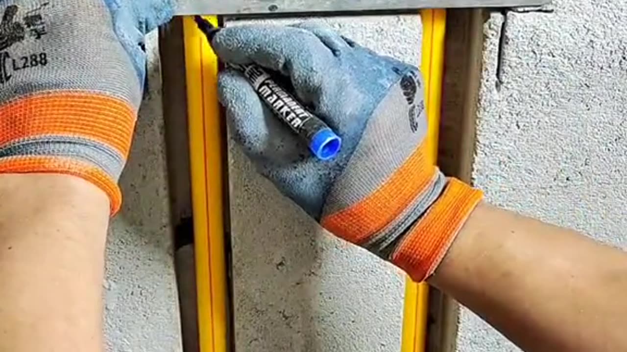 How much does the average weight of the average weight is pink eye a pound