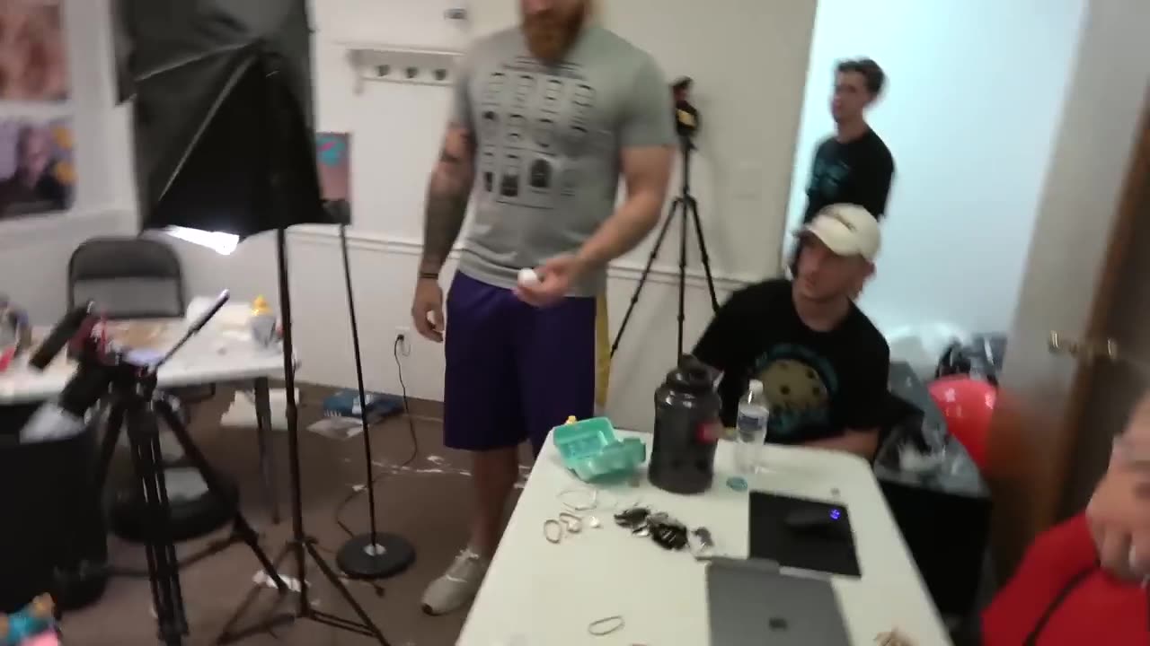 How Many Rubber Bands Does It Take To Snap A Safe?