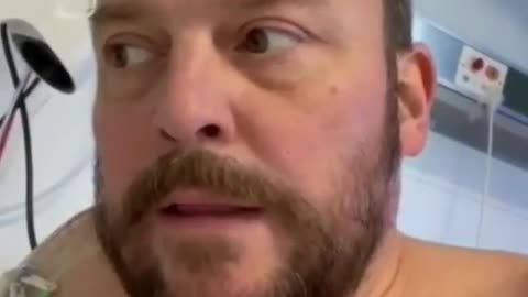 Non è un dannato ma è come se lo fosse... anche se non è vaccinato.