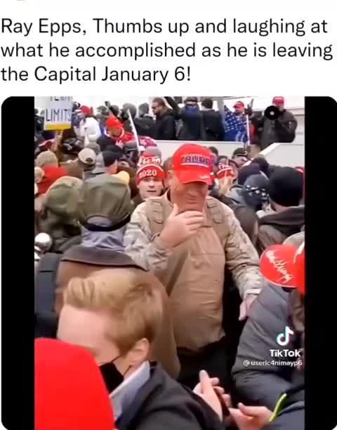 Ray Epps Laughs/Thumbs Up Himself during Jan 6th!